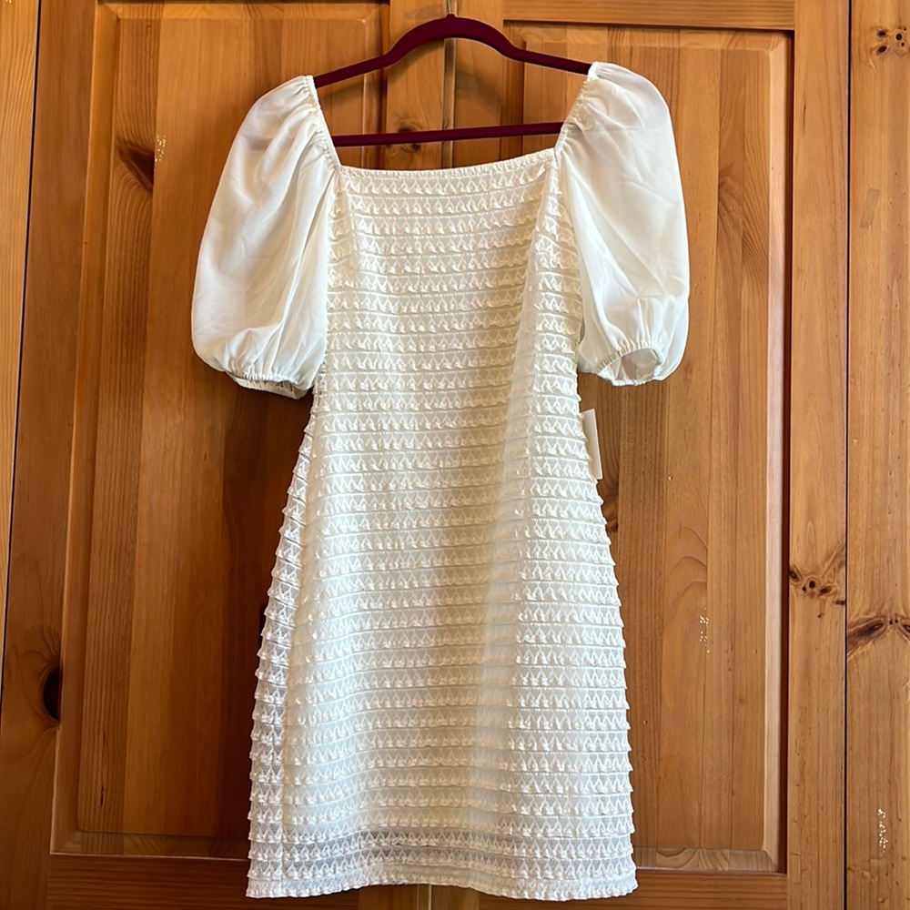 NWT Lulus  Lace Dress - Picture 2 of 9